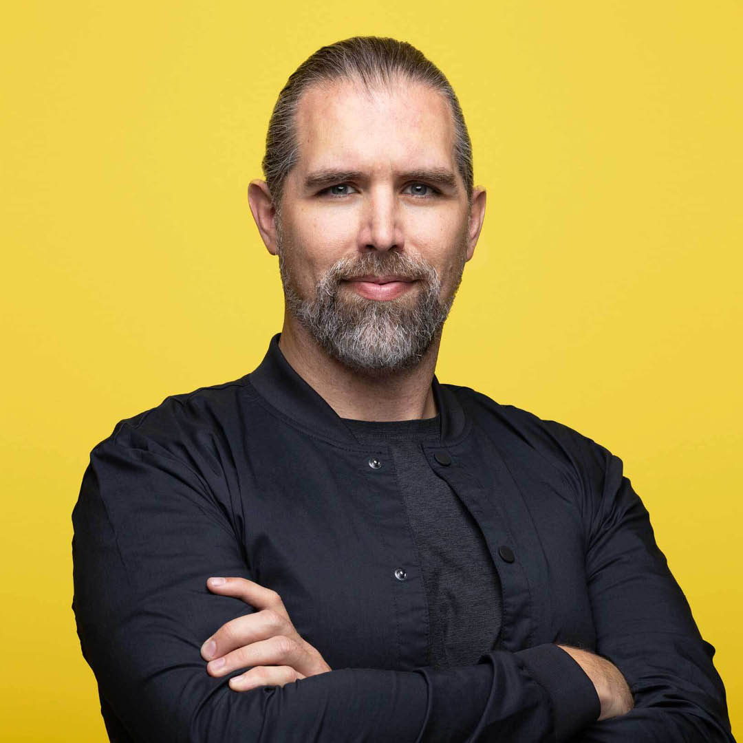 Headshot_BradBergeron_25